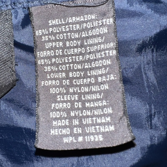 ST. John’s Bay Windbreaker - Picture 11 of 12